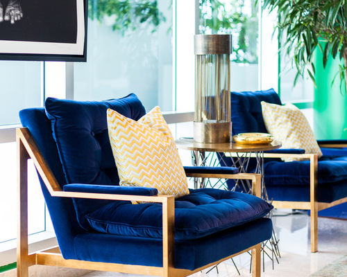 Bright, bold furniture makes Mid-Century Modern work in a Puerto ... Bright, bold furniture makes Mid-Century Modern work in a Puerto ...