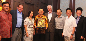  - 449657-Subur_Furniture_store_group_in_Jakarta_Indonesia_was_presented_with_King_Koil_s_Indonesia_Top_Dealer_Award_for_2013_At_the